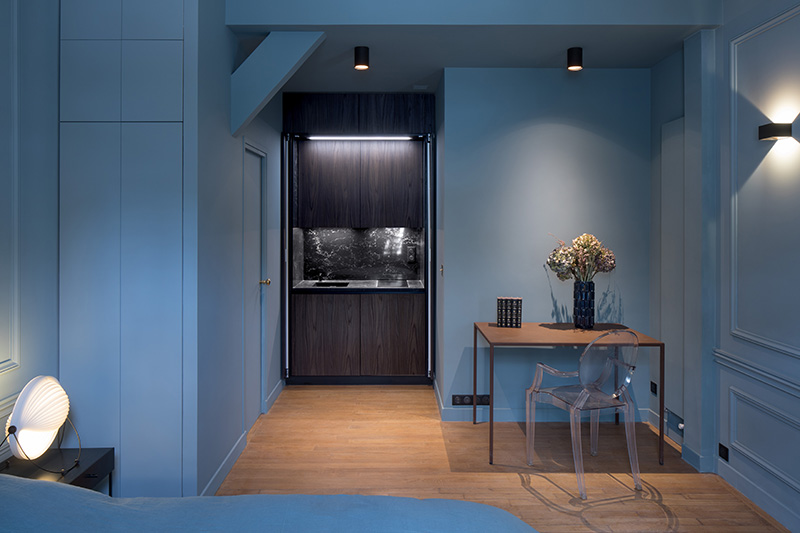 Création une cuisine sur mesure dans un petit studio à paris par Caulaincourt Cuisines